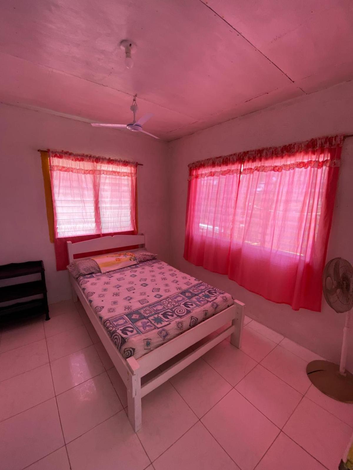 Ling Ling Homestay *